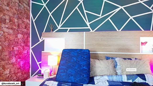 KAROL-SCOTT online show from September 30, 8:03 pm