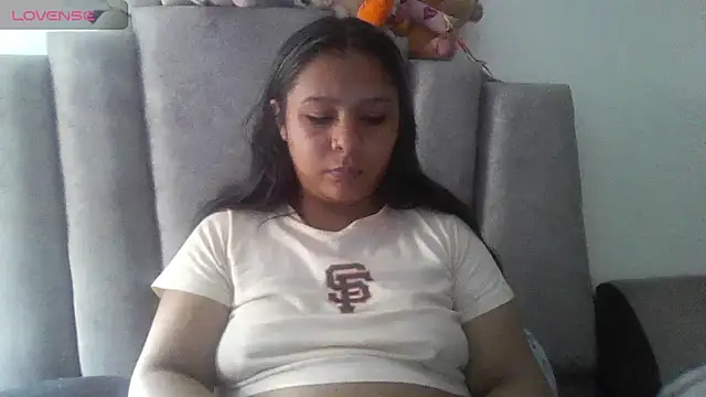 Charis 21 online show from March 31, 5:46 pm