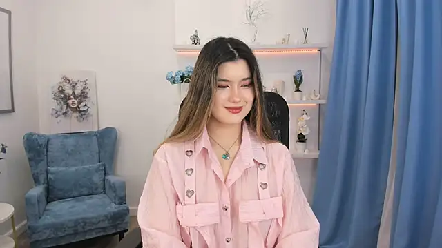 AnneTLi online show from October 15, 3:53 am