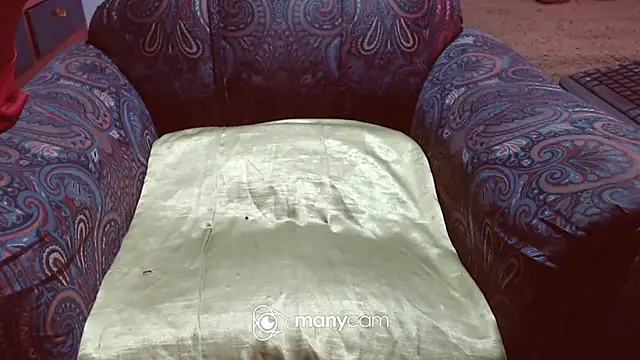 vela-red25 online show from October 27, 2:12 pm