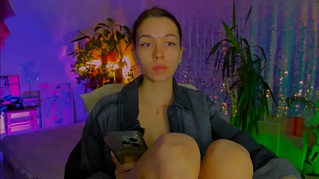 poli   online show from December 2, 6:54 pm