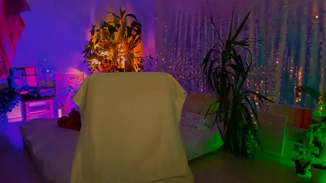 poli   online show from September 29, 9:20 pm