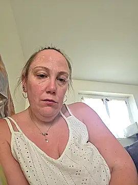 Wisie Cutie online show from March 17, 10:30 am