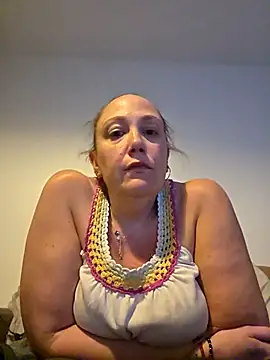 Wisie Cutie online show from March 26, 11:39 pm