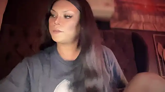 one great devine online show from November 9, 7:54 pm