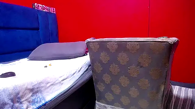 Lelety79 online show from October 8, 8:35 pm