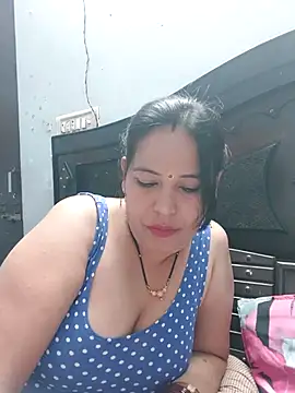 Poojabhabi101 online show from April 11, 5:57 am