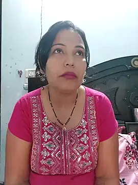 Snapshot of Poojabhabi101 chatting on October 13, 7:22 am Poojabhabi101 online show from October 13, 7:22 am