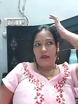 Snapshot of Poojabhabi101 chatting on September 9, 5:35 pm Poojabhabi101 online show from September 9, 5:35 pm