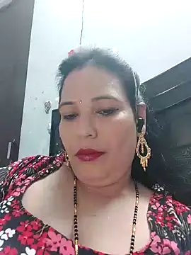 Snapshot of Poojabhabi101 chatting on October 11, 6:51 am Poojabhabi101 online show from October 11, 6:51 am