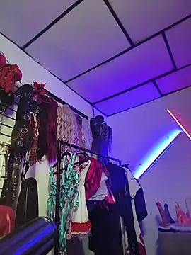 mal x online show from January 15, 7:14 am