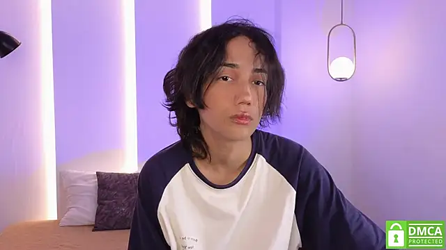 hot little bunny online show from September 17, 9:13 pm