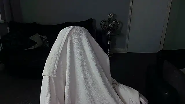 Red firesquirt online show from November 27, 2:09 pm