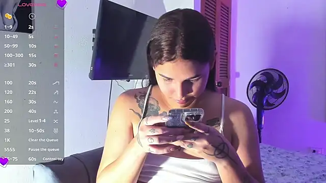 mabellfox online show from March 25, 1:03 pm