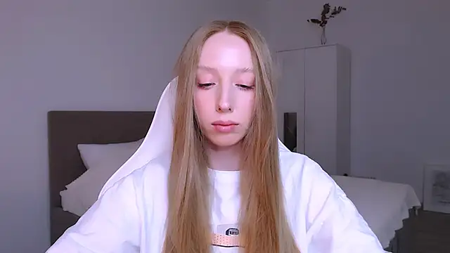 Luna insniity online show from December 16, 10:37 pm