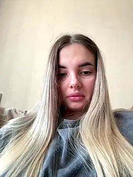 Donna Evans online show from October 17, 4:05 am