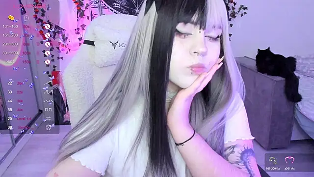 SelenaCute online show from November 19, 12:05 pm