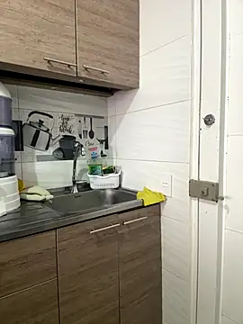 Hana Zurah online show from September 10, 2:39 pm