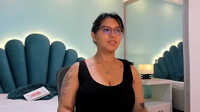 sharlott18 online show from October 20, 12:52 pm