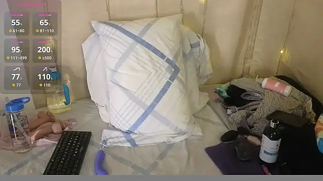 lovely trix online show from March 25, 3:15 pm