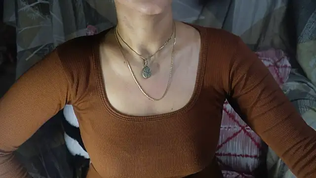 -AyeshaSinghania- online show from November 1, 8:29 am