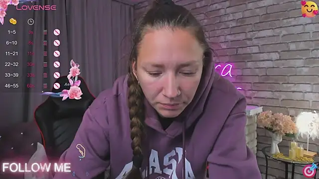 SarahCoksss online show from September 23, 12:09 am