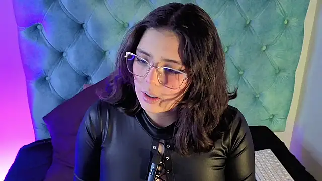 Paola Lyon  online show from March 27, 6:19 pm