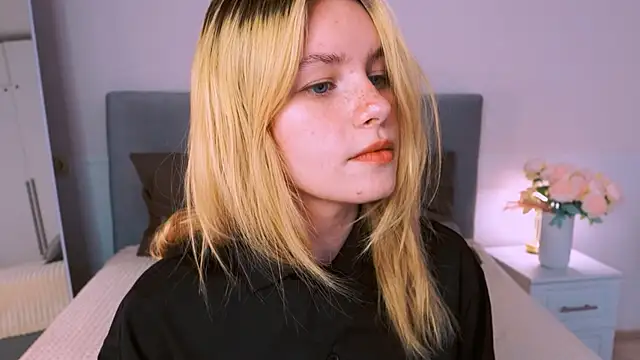 FapClubFamm online show from October 10, 6:02 pm