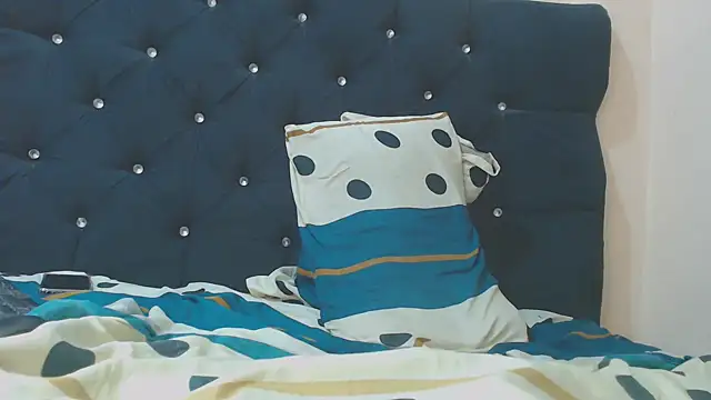 LorenAngie online show from September 12, 3:51 am