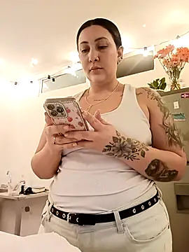 You-kitty2025 online show from January 13, 12:05 am