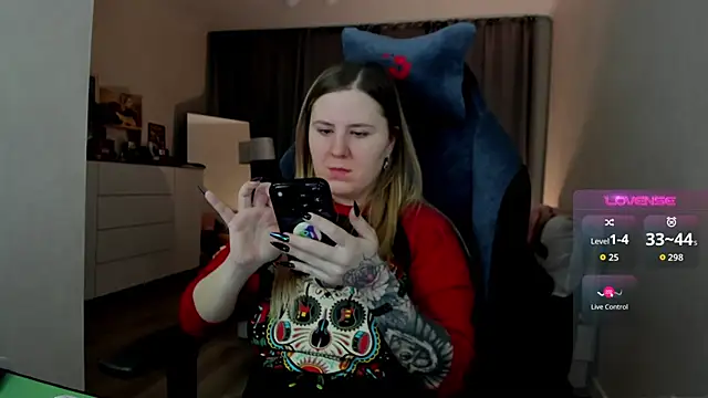 Olivia Munk online show from February 14, 5:09 am