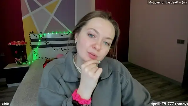 LizaGost online show from April 8, 11:56 am