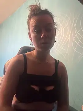 BabyNila online show from October 20, 6:16 am