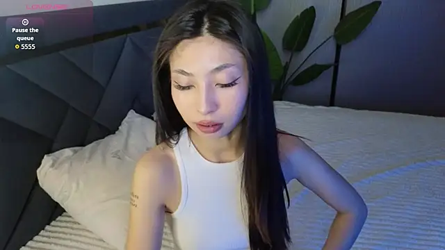 TrishaRey online show from April 2, 6:55 am