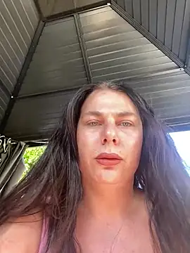 KevieWantsABoobJob online show from May 30, 9:54 pm