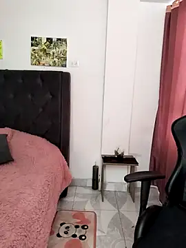 Fleurmeyer79 online show from February 19, 3:22 pm