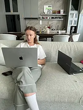 Nura n Sarah online show from April 10, 6:30 am