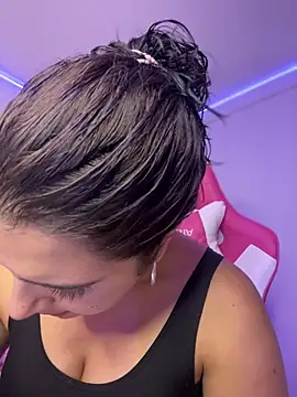 Alicia Ruiz online show from January 13, 6:12 pm