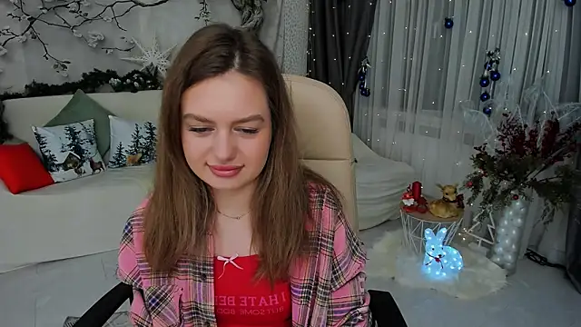 MiracleCurly online show from December 16, 7:31 pm