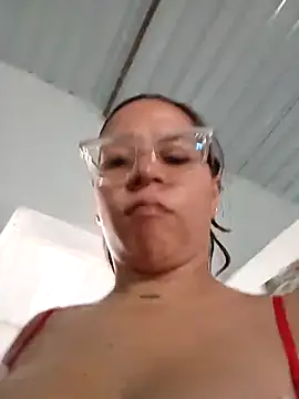 Snapshot of Cristel_Shop chatting on September 9, 8:52 pm Cristel Shop online show from September 9, 8:52 pm