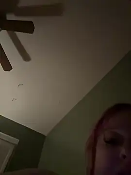 Cumslutsnowbunnie69 online show from December 22, 7:22 am