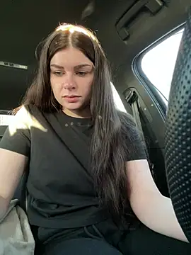 EllyNora online show from March 3, 4:13 pm