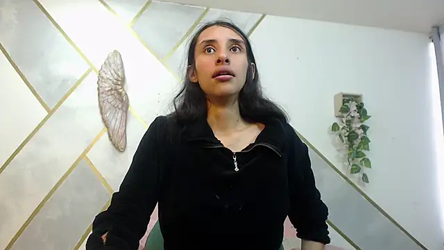 RoxanaCyrano  online show from November 7, 7:52 pm