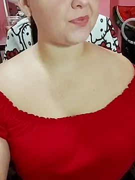 Snapshot of ErikaVlovely chatting on September 13, 9:01 pm ErikaVlovely online show from September 13, 9:01 pm