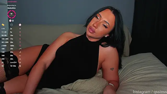 qsstess online show from November 1, 10:36 pm