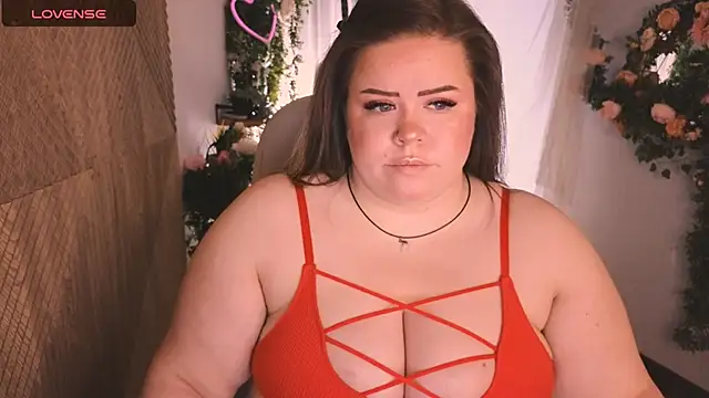 Sheila queen  online show from November 17, 8:20 pm