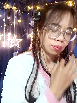   Mai-love19   online show from February 9, 1:19 am